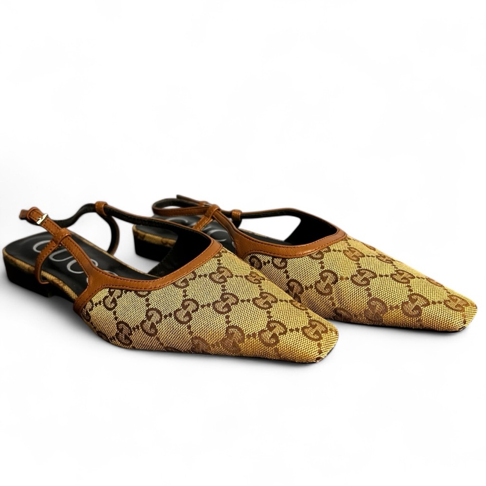 Gucci Tan and Brown Loafers with Iconic GG Pattern